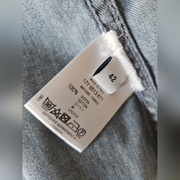 $1,130 GIVENCHY Stars Denim Button-Up 42 (IT) 8 (US) Medium - Picture 3 of 12